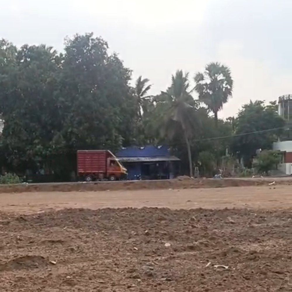 ON ROAD ECR PROPERTY SALE property in Ecr Mugaiyur 