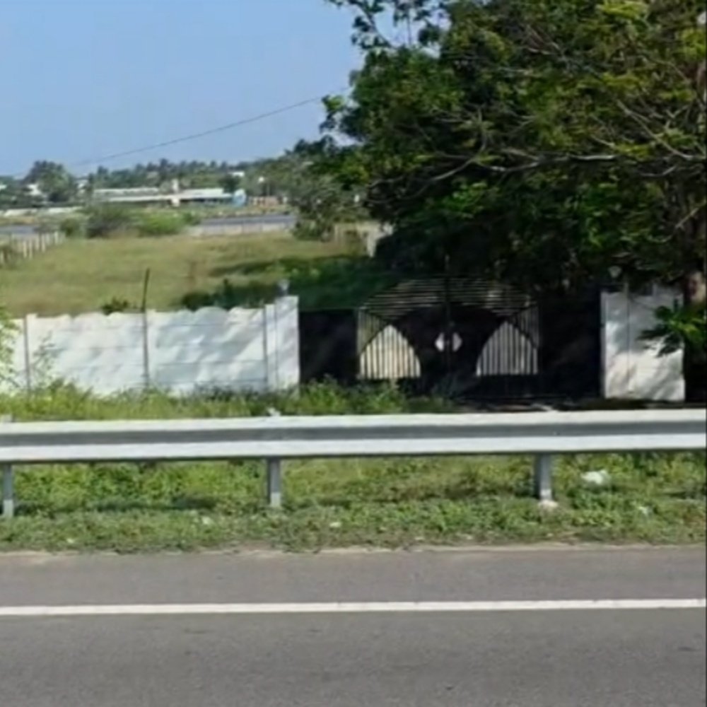 Prime ECR Commercial Beachside Plot for Sale at Muttukadu – Opposite Boat House Near Kovalam Junctio property in ECR, Muttukadu Opposite Muttukadu Boat House Just 1.5 Km from Kovalam Junction