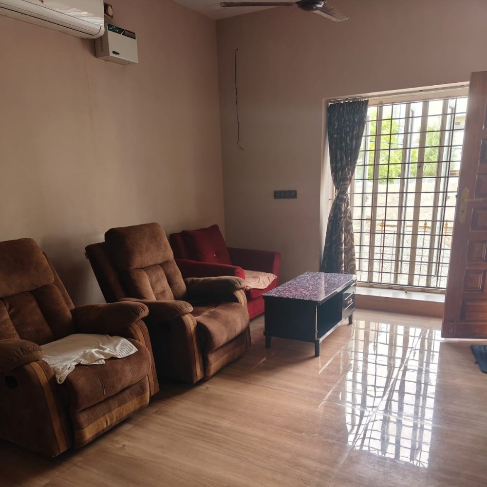 Luxury House for Sale in Panaiyur Royal Compound 1.75 cr - Villa in Panaiyur, ECR, Chennai for sale - gallery image 1