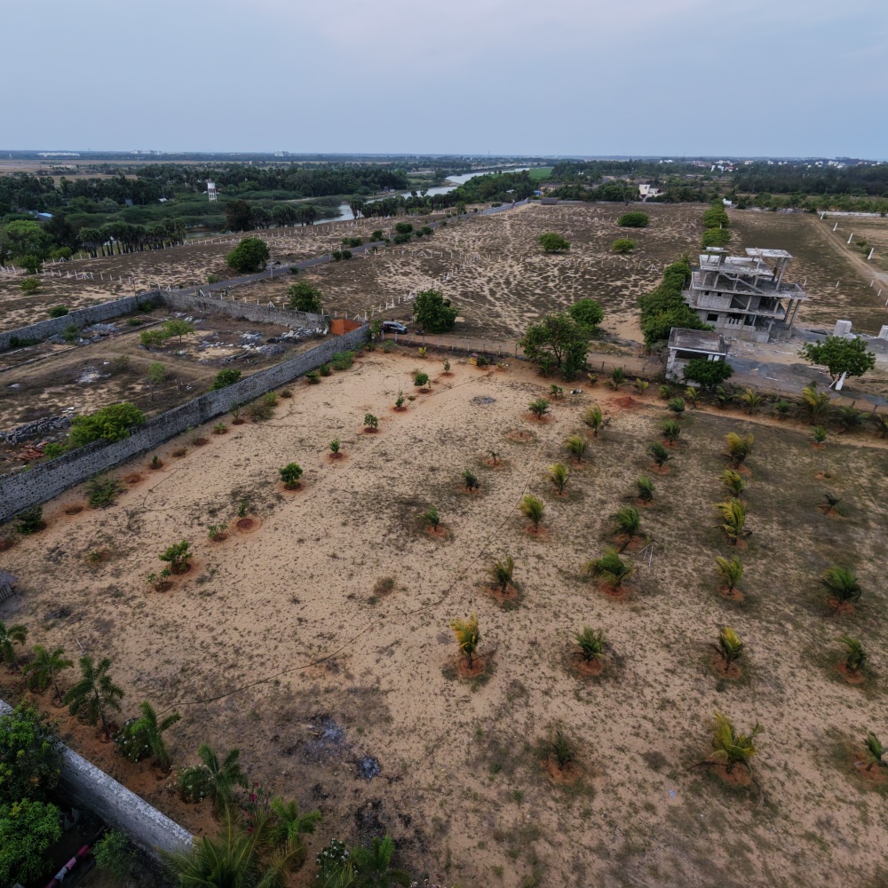 Beach Side Property At Paramankeni Near Mudhaliyar Kuppam Boat House. - Farmland in Paramankeni, ECR, Chennai 3.25 Acres for sale - gallery image 2